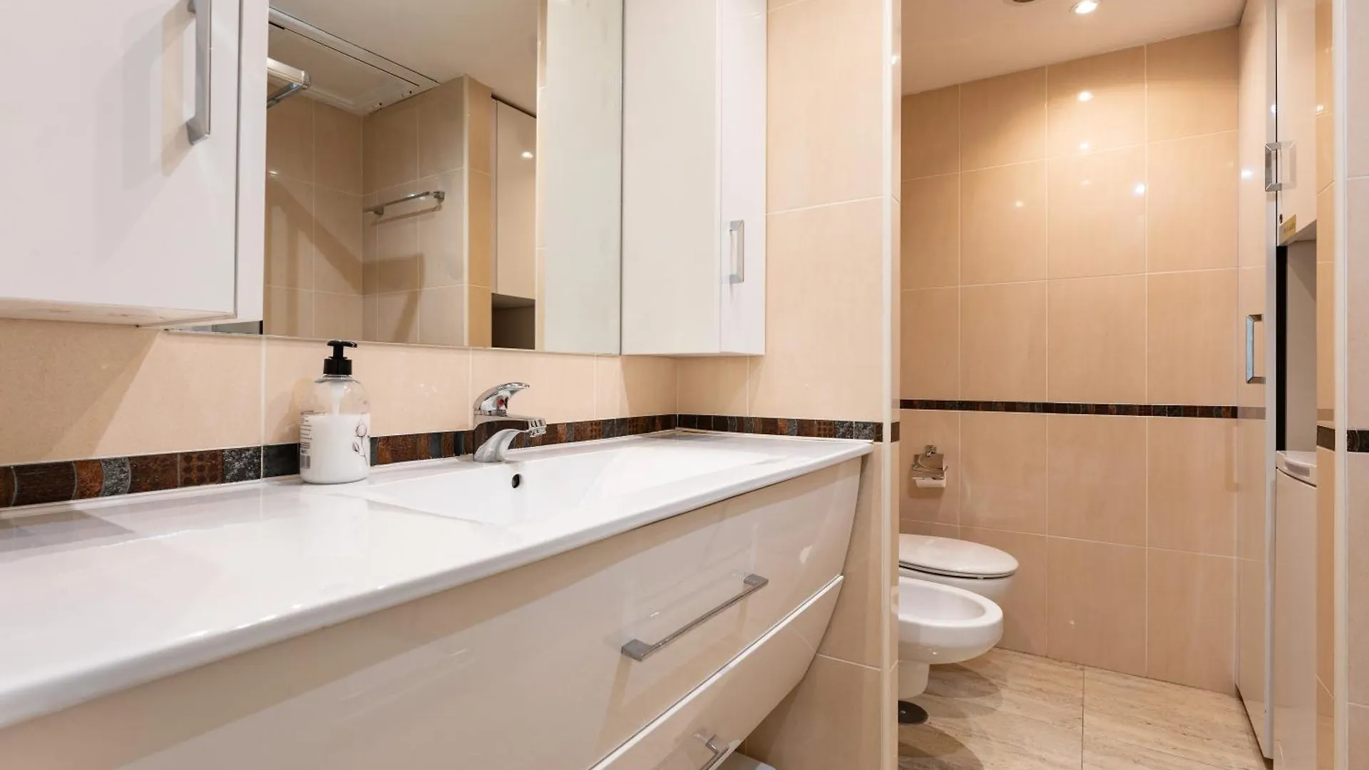Marina View, Sunny One Bedroom Pyr Fuengirola Spain